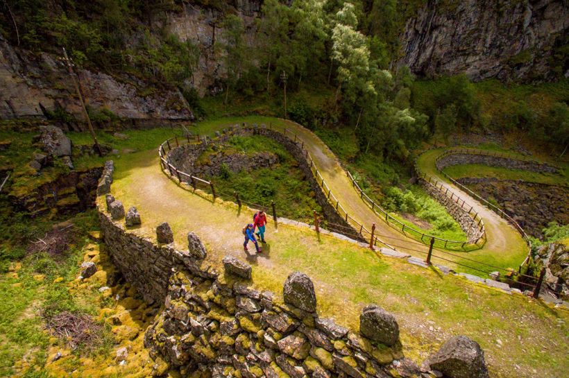 Hike the Historic King`s Road on Filefjell | Kongevegen | Discover Norway