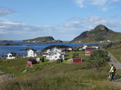 Sykkeltur i Vesterålen | Cycling round trip in Vesterålen | Discover Norway